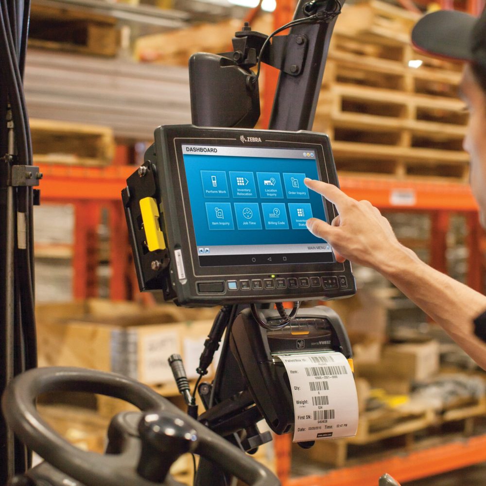 photography-web-subcat-hero-mobile-computer-vehicle-mounted-4x3-3600.jpg.imgw.3600.3600